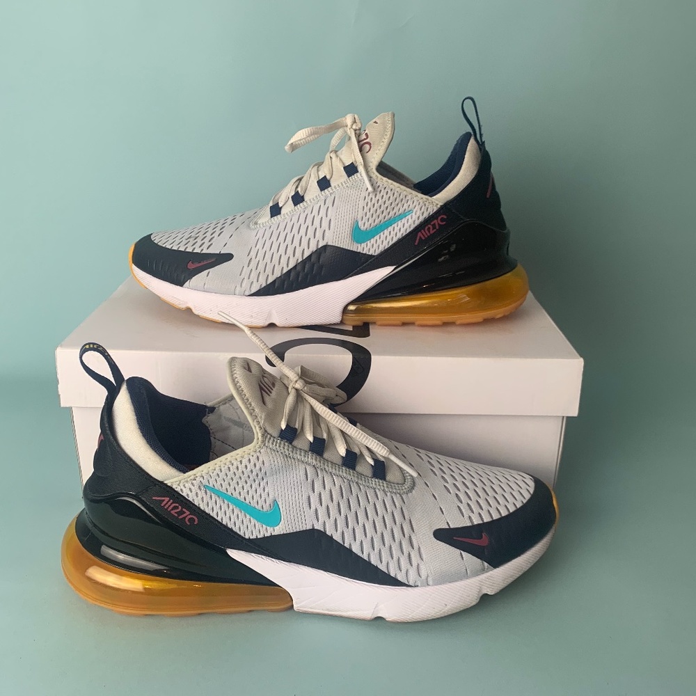 Nike Air Max 270 Men’s Black / Oracle Aqua / Pure Platinum / Team Red Size 11